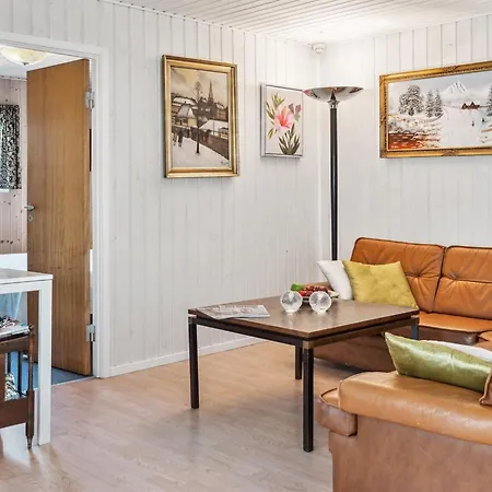 Fenja - 1-2km From The Sea By Interhome