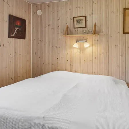 Fenja - 1-2km From The Sea By Interhome * Bøtø By